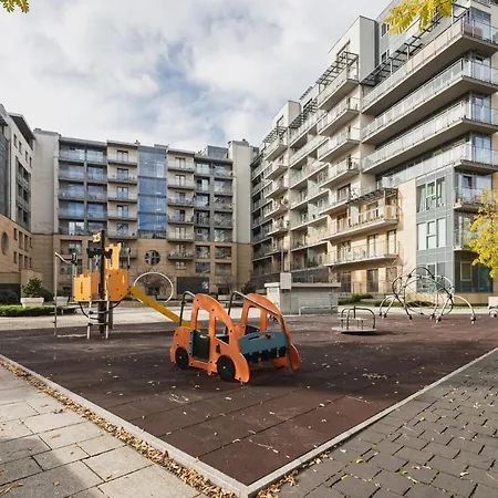 Wislane Tarasy By Renters Krakov